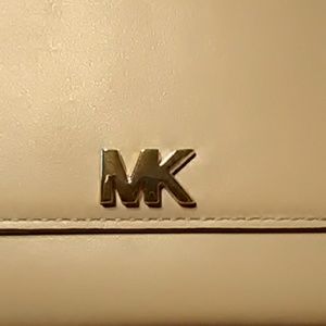 Michael Kors Bags - Michael Kors wallet Michael Kors Bags - Michael Kors wallet